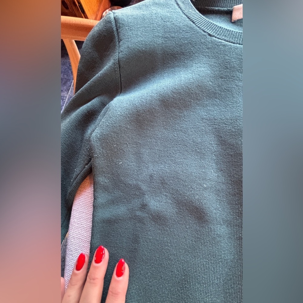 Babaton Sculpt Knit Crew Longsleeve Green - Picture 10 of 10